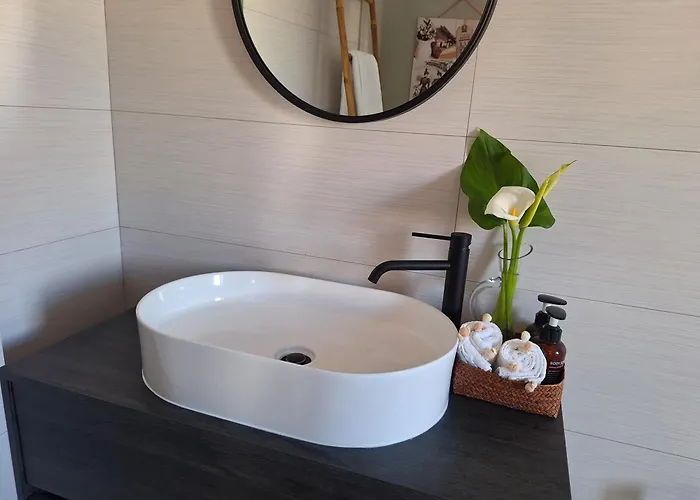 Oda ve Kahvaltı Minho At 3*